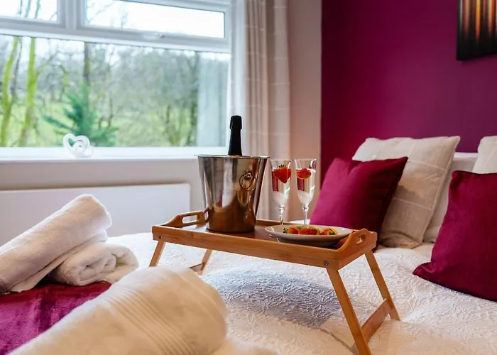 Windermere Luxury View Hideaway, Pet Friendly, Free Parking Bowness-on-Windermere