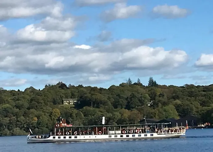 Windermere Luxury View Hideaway, Pet Friendly, Free Parking